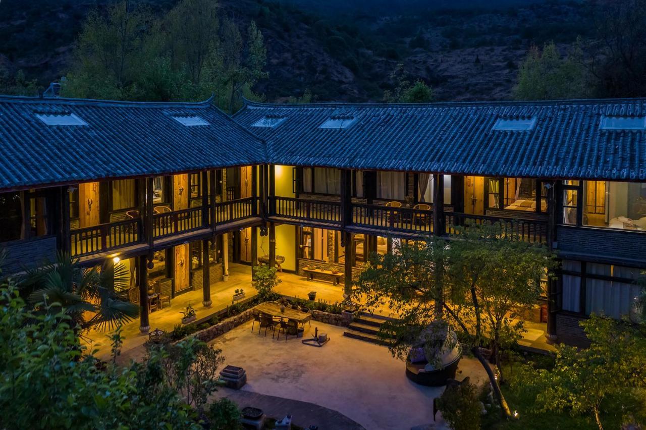 Adonis Inn Lijiang Lijiang  Exteriör bild