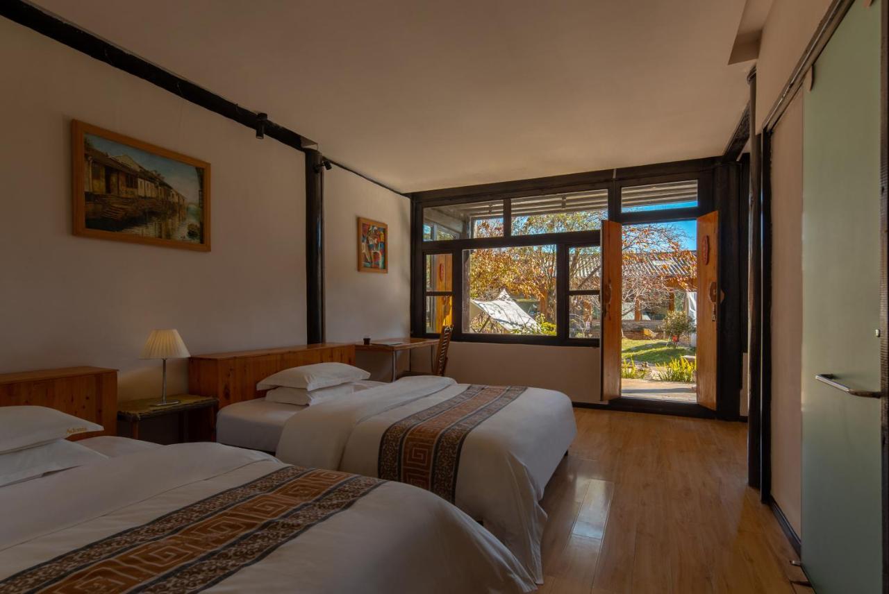 Adonis Inn Lijiang Lijiang  Exteriör bild